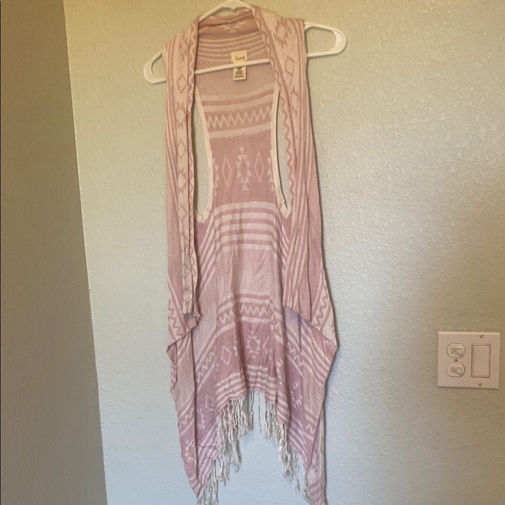 Listicle Pink Patterned Vest